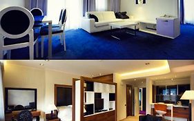 Apartments M Palace